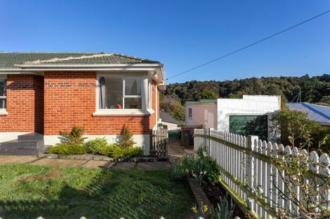 Photo of property in 61 Martin Road, Fairfield, Dunedin, 9018