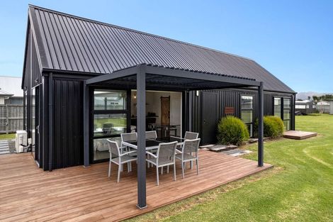 Photo of property in 110 Ngaio Drive, Matarangi, Whitianga, 3592