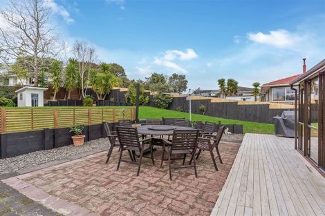 Photo of property in 62 Hellyers Street, Birkdale, Auckland, 0626