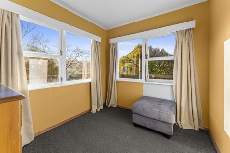 Photo of property in 84 Heretaunga Square, Silverstream, Upper Hutt, 5019