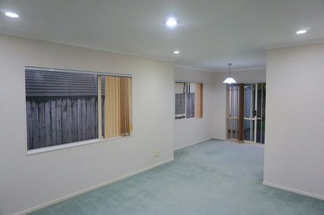 Photo of property in 7 Mullagh Place, East Tamaki Heights, Auckland, 2016