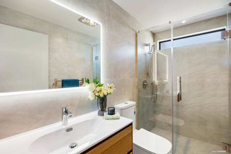 Photo of property in 43b Centorian Drive, Windsor Park, Auckland, 0632