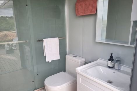 Photo of property in 15 Massey Road, Waipu, 0582