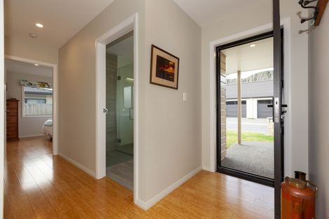 Photo of property in Georgia Estate, 33/3 Georgia Grove, Paraparaumu, 5032