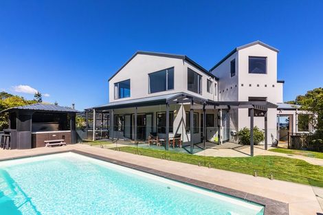 Photo of property in 13 Avonlea Grove, Belmont, Lower Hutt, 5010