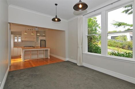 Photo of property in 17 Hamilton Road, Hataitai, Wellington, 6021