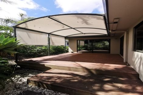 Photo of property in 58 Hogarth Rise, West Harbour, Auckland, 0618