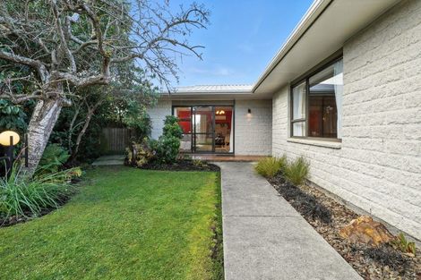 Photo of property in 12 Kinley Street, Rangiora, 7400