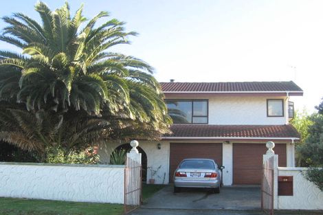Photo of property in 39 Olive Terrace, Paraparaumu Beach, Paraparaumu, 5032