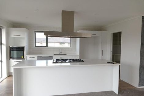 Photo of property in 22 Chris Drive, Rolleston, 7614