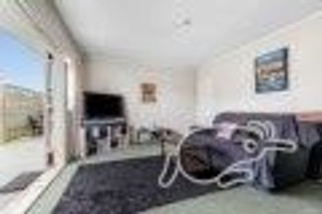 Photo of property in 17 Cameron Street, Papakura, 2110