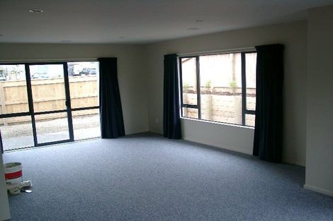 Photo of property in 9 Routeburn Avenue, Aotea, Porirua, 5024