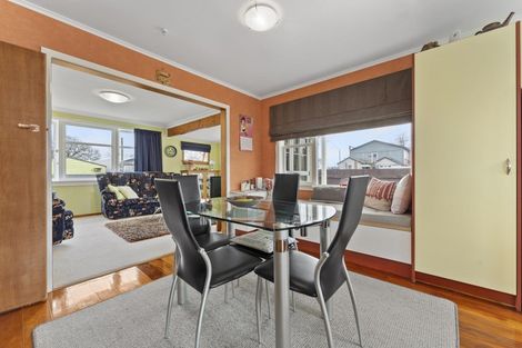 Photo of property in 1 Edward Street, Pahiatua, 4910