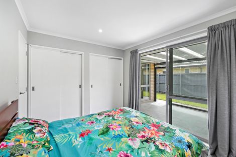 Photo of property in 28 Shillingford Boulevard, Rolleston, 7615