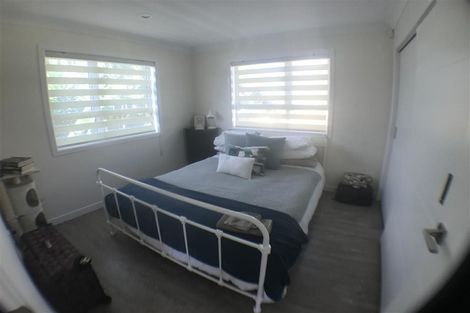 Photo of property in 9a Bruce Road, Glenfield, Auckland, 0629