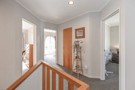 Photo of property in 2/102 Southampton Street West, Hastings, 4122