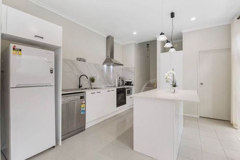 Photo of property in 17 Derg Place, East Tamaki, Auckland, 2013