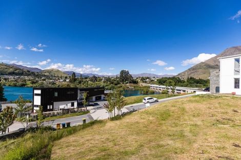 Photo of property in 4 Old Homestead Place, Kawarau Falls, Queenstown, 9300