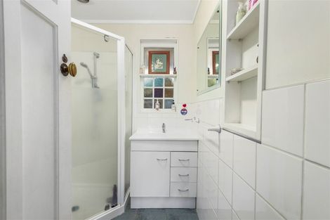 Photo of property in 117 Forest Lake Road, Forest Lake, Hamilton, 3200