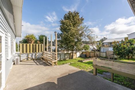 Photo of property in 12 Huia Avenue, Forest Lake, Hamilton, 3200