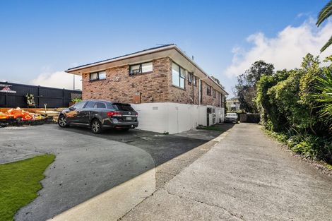 Photo of property in 2/55 Glenmore Road, Sunnyhills, Auckland, 2010