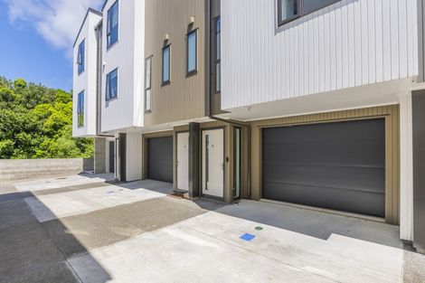 Photo of property in 10/23 Middleton Road, Johnsonville, Wellington, 6037