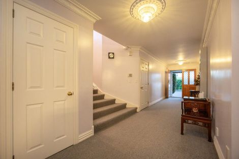 Photo of property in 165 Russell Street, Palmerston North, 4414