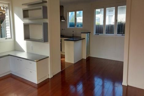 Photo of property in 33a Titoki Street, Te Atatu Peninsula, Auckland, 0610