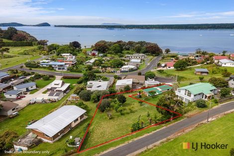 Photo of property in 16a Harbour View Road, Pukenui, 0484