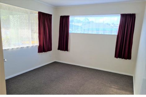 Photo of property in 7 Terrace Road, Titahi Bay, Porirua, 5022