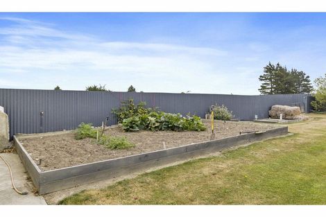 Photo of property in 27 King Street, Pareora, 7912