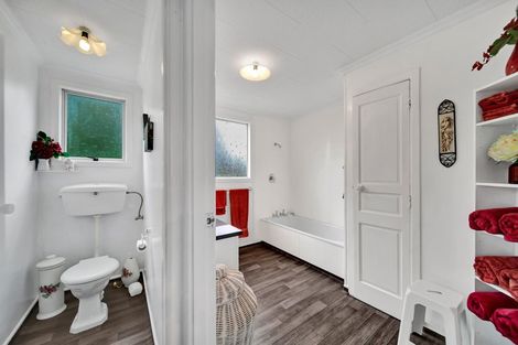 Photo of property in 87 Princess Street, Waitara, 4320