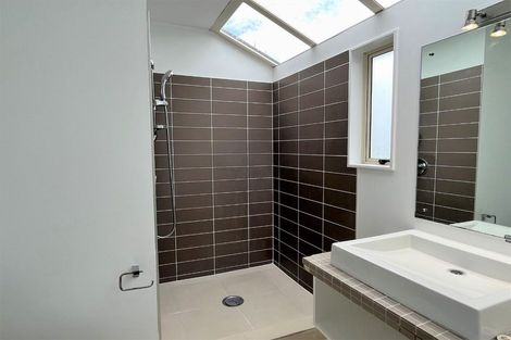 Photo of property in 1a Sycamore Drive, Sunnynook, Auckland, 0620