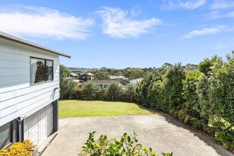 Photo of property in 21 Flaunty Place, West Harbour, Auckland, 0618