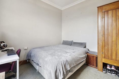 Photo of property in 12 Hargest Crescent, Saint Kilda, Dunedin, 9012