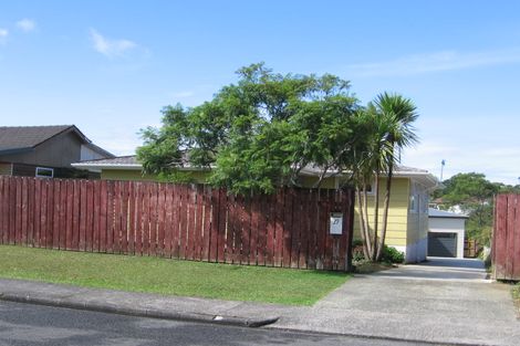 Photo of property in 27 Riverpark Crescent, Henderson, Auckland, 0610