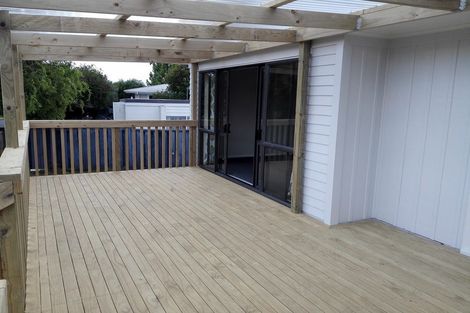 Photo of property in 72a La Trobe Street, Pakuranga Heights, Auckland, 2010