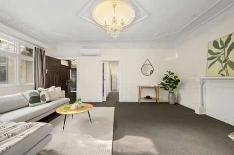 Photo of property in 283 Ohiro Road, Brooklyn, Wellington, 6021