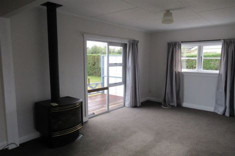 Photo of property in 14 Holmes Street, Waimate, 7924