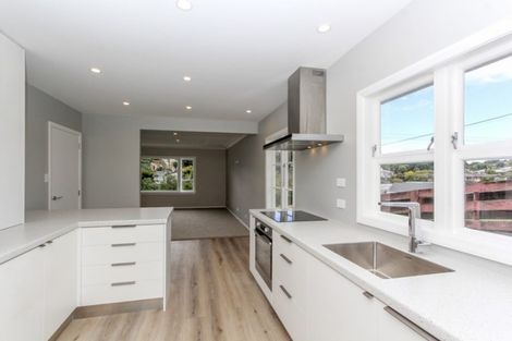 Photo of property in 8 Lorna Street, Lynmouth, New Plymouth, 4310