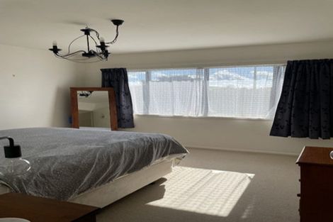 Photo of property in 13/2 Armoy Drive, East Tamaki, Auckland, 2016