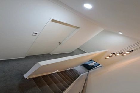 Photo of property in 17 Warbler Crescent, Papakura, 2110