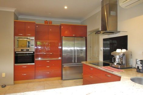 Photo of property in 22 Key West Drive, One Tree Point, 0118