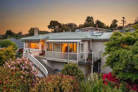 Photo of property in 1 Colquhoun Street, Glenross, Dunedin, 9011