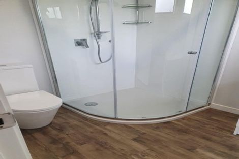 Photo of property in 9a Grumman Lane, Newlands, Wellington, 6037