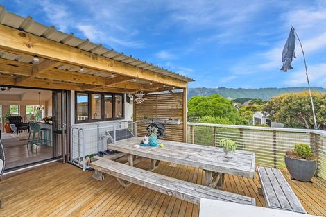 Photo of property in 279 Peka Peka Road, Peka Peka, Waikanae, 5391