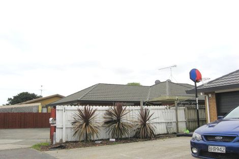 Photo of property in 14d Princess Street, Takanini, 2112