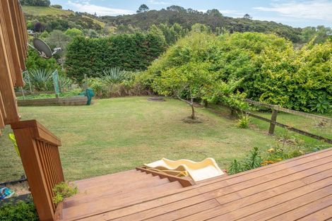 Photo of property in 69 Stratford Drive, Cable Bay, 0420