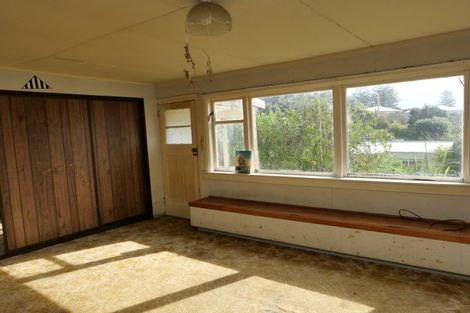 Photo of property in 15 Beach Road, Paekakariki, 5034