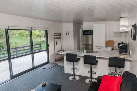 Photo of property in 261 Paparata Road, Bombay, 2675